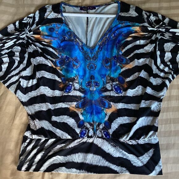 Party 21 3/4 Sleeve Blouson Top in Bejeweled Animal Print with Stripe. Size M. - Picture 5 of 10